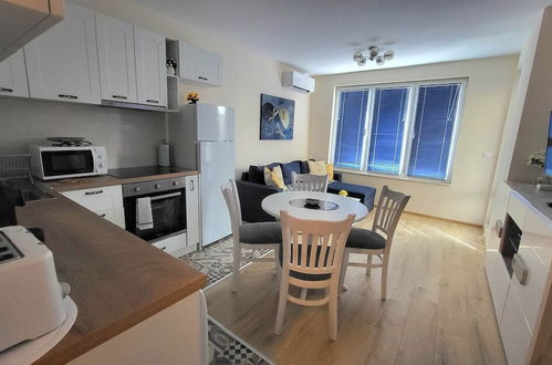 Foto 8 - Comfy & Quiet 2 Bed Flat, Great Location, Parking