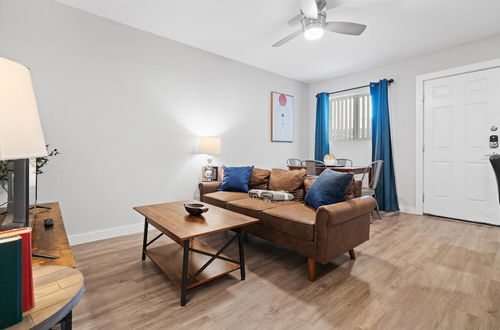 Photo 1 - Stylish 1BR Near UT Highland Evonify