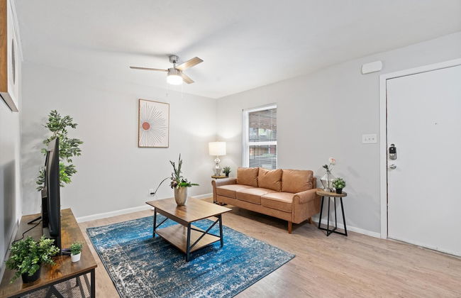 Stylish 1BR Near UT Highland Evonify - Foto 27