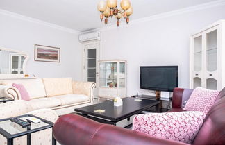 Photo 1 - Central Flat Near Trendy Attractions in Kadikoy