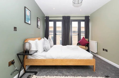 Foto 1 - Stylish & Luxurious 2 Bedroom Flat - Shoreditch