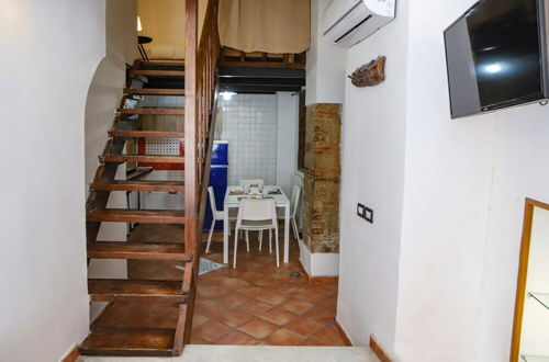 Photo 3 - Studio Flat in the Heart of the Historical Center