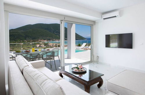 Photo 29 - Villa O OFF White in Lefkada