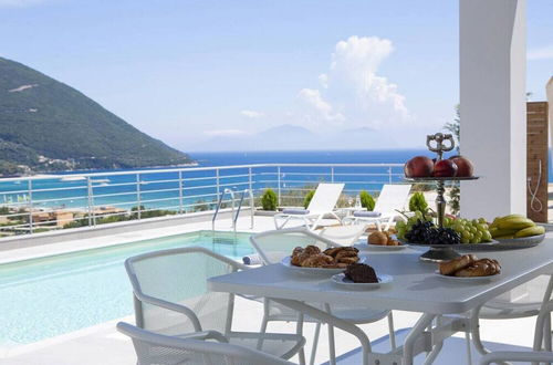 Photo 26 - Villa O OFF White in Lefkada