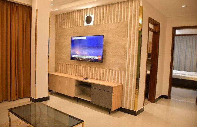 Amreena Apartments - Photo 8