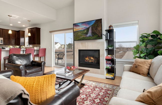Modern Townhome Steps From the Brewery District! - Foto 12