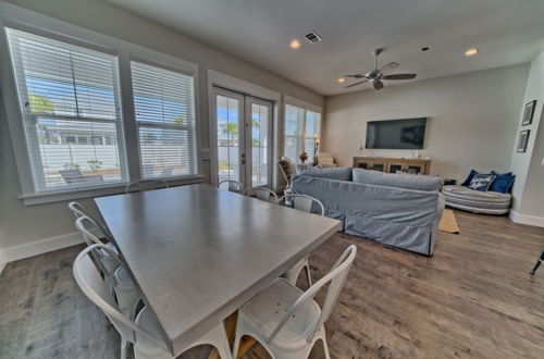 Foto 38 - Fabulous Modern Beach House - 4br, 3.5ba: Pool/beach View & Access/balcony