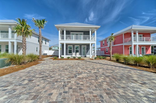 Photo 57 - Fabulous Modern Beach House - 4br, 3.5ba: Pool/beach View & Access/balcony