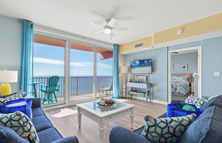 Foto 1 - Penthouse With Beautiful Beach Views! 1 Bedroom, 2 Bathroom Penthouse