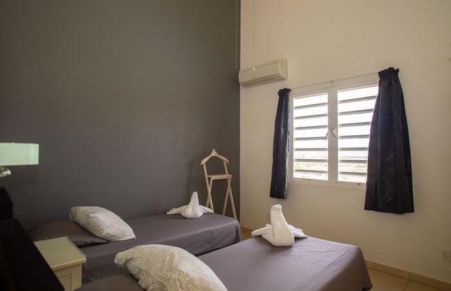 Hillside Resort - Photo 7