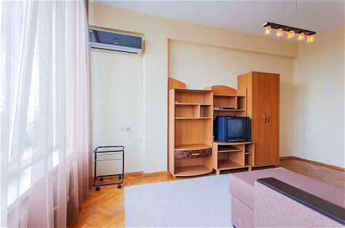 Photo 10 - Apartments near Druzhby Narodov