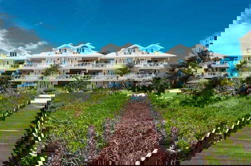 Photo 52 - Grandview on Grace Bay