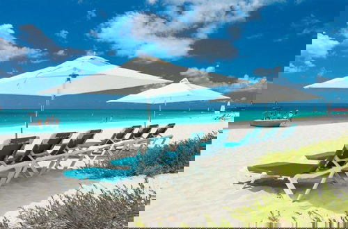 Photo 54 - Grandview on Grace Bay