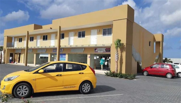 Foto 1 - Aruba Airport Zega Apartments