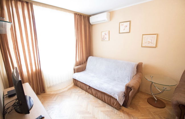 Flats of Moscow Apartment Kolomenskaya - Photo 1