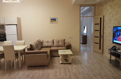 Photo 3 - Villa Floor 2 Beds Fully furnished Apt