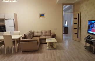 Photo 3 - Villa Floor 2 Beds Fully furnished Apt