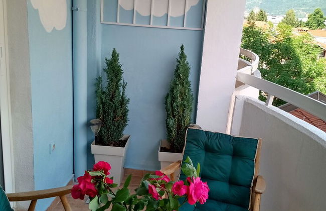Near Lake, With View, Center - Foto 12