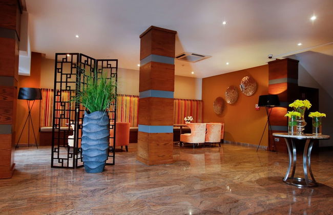 Oak Plaza Suites - Foto 3