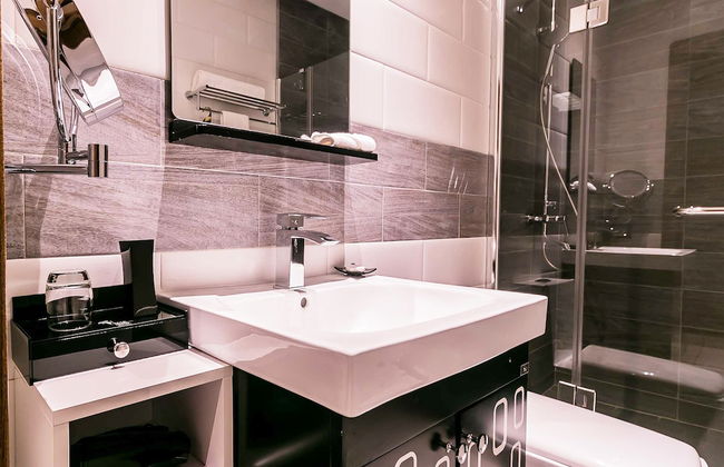 Oak Plaza Suites - Foto 39