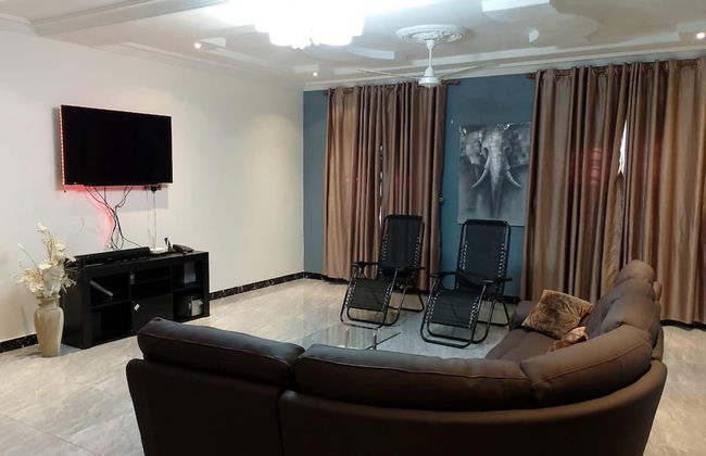 1 Bed Apartment Sleeps 2 - Parking, Garden, Wifi - Foto 9