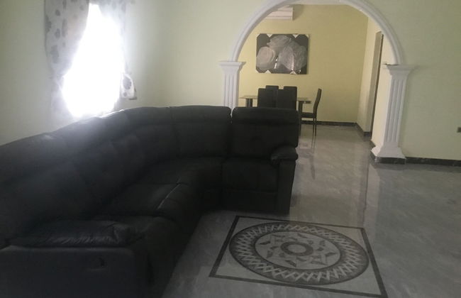 1 Bedroom Apartment in a Prime Area - Foto 8