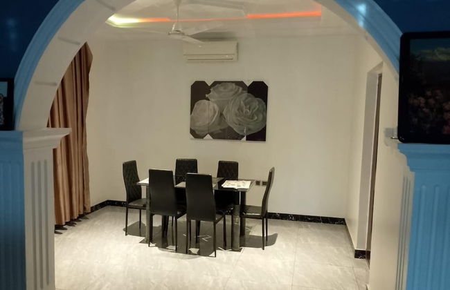 1 Bed Apartment Sleeps 2 - Parking, Garden, Wifi - Foto 7