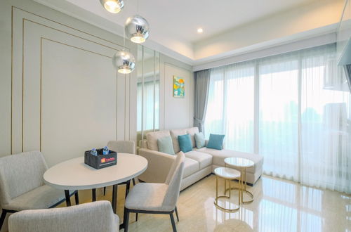 Photo 26 - Elegant And Comfy 2Br At Menteng Park Apartment