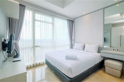 Photo 1 - Elegant And Comfy 2Br At Menteng Park Apartment
