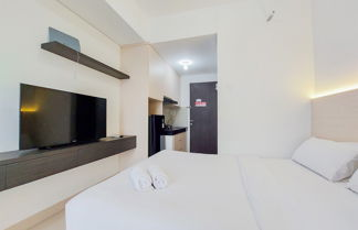 Foto 2 - Well Furnished And Simply Studio At Serpong Garden Apartment