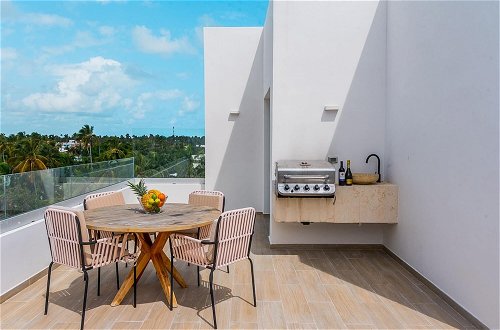 Photo 18 - Stylish and Spacious Penthouse With Bbq and Picuzi