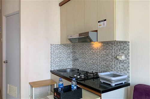 Photo 10 - Modern Look And Comfortable 2Br Green Pramuka City Apartment