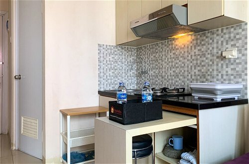 Foto 7 - Modern Look And Comfortable 2Br Green Pramuka City Apartment