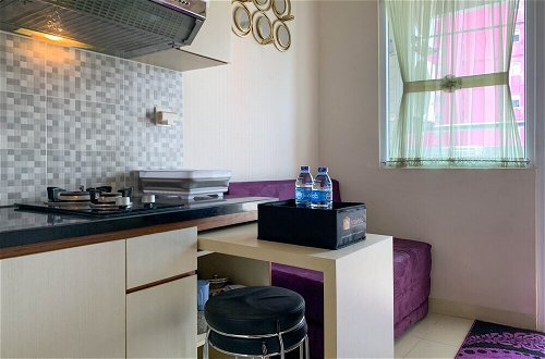 Photo 9 - Modern Look And Comfortable 2Br Green Pramuka City Apartment