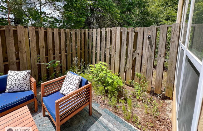 4 - Bed home, w/ Cali King Bed - 12 mins. to DTWN - Foto 50