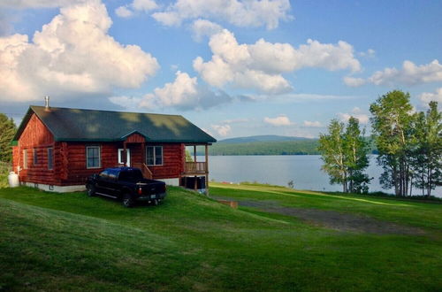 Foto 27 - Gorgeous Lake Front Real Log Home Snowmobile