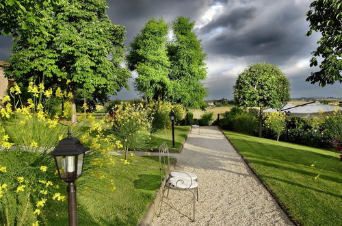 Photo 26 - Mansion in Montepulciano With Pool