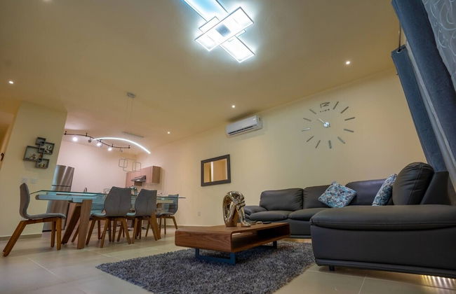 Luxury Apartment With Poll - Foto 15