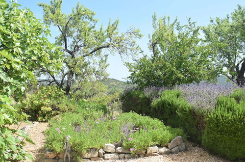 Photo 22 - Attractive Portuguese Farm With Modern Decoration