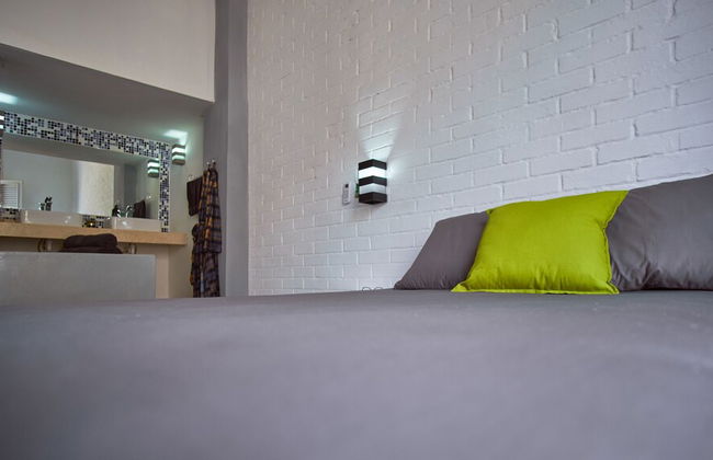 Lujoso Apto WIFI Gratis Balcon y Jacuzzi - Foto 4