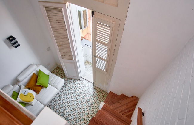 Lujoso Apto WIFI Gratis Balcon y Jacuzzi - Foto 6