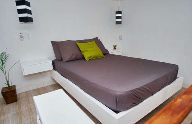 Lujoso Apto WIFI Gratis Balcon y Jacuzzi - Foto 9