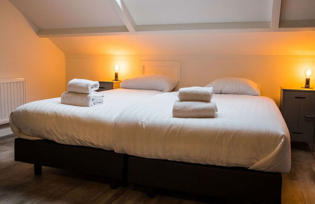 Holiday Home in Vrouwenpolder Near Beach - Photo 4