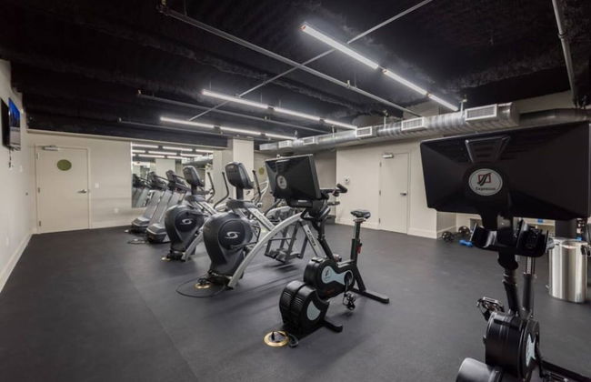 Elegant 2BR condo Walk to French Quarter - Foto 12
