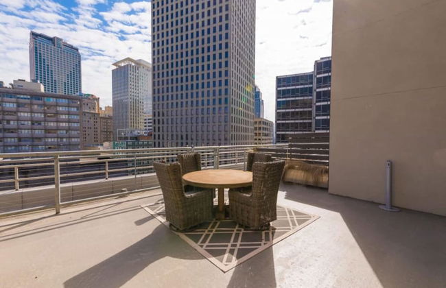 Elegant 2BR condo Walk to French Quarter - Foto 26
