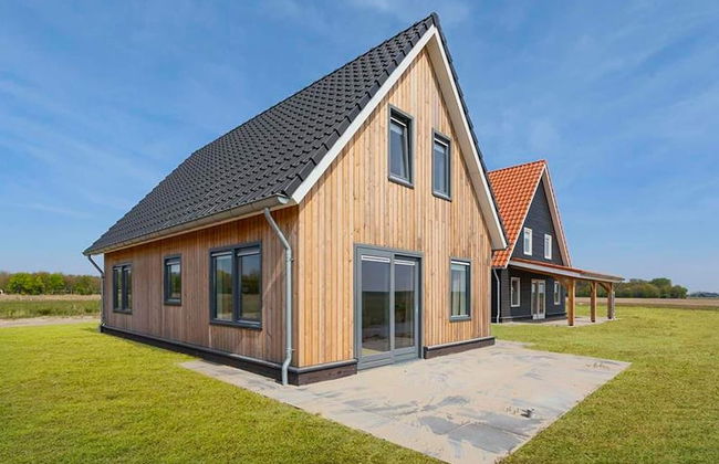 Holiday Home in Scherpenisse Near Oosterschelde - Photo 1