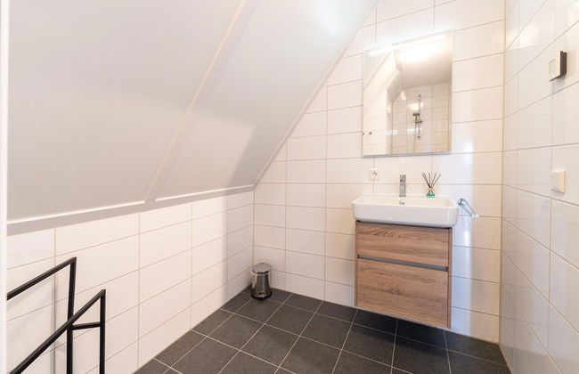 Holiday Home in Scherpenisse Near Oosterschelde - Photo 25