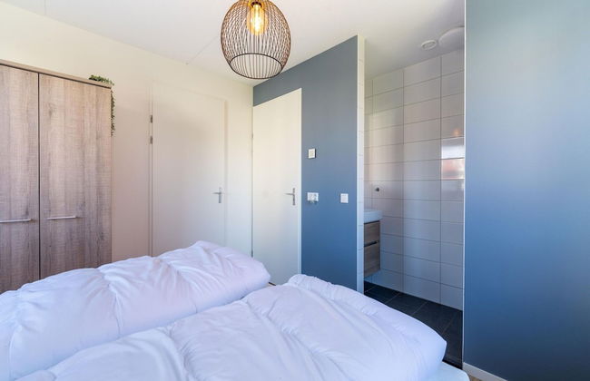 Holiday Home in Scherpenisse Near Oosterschelde - Photo 9