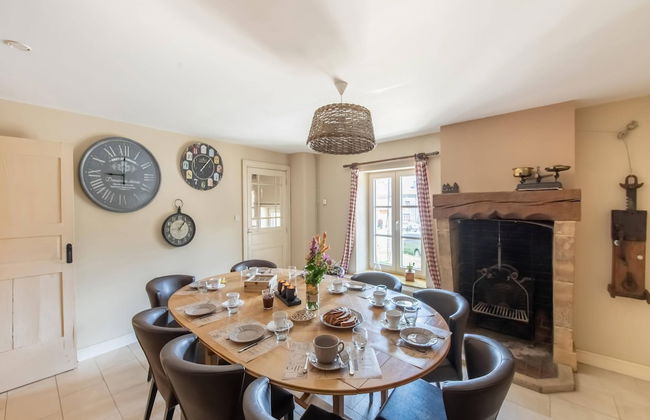 Welcoming Holiday Home in Vresse-sur-semois With Terrace - Foto 30