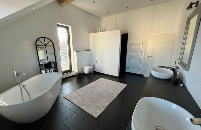 House - Sleeps 8 - Pets Ok - Garden - Parking - Foto 14